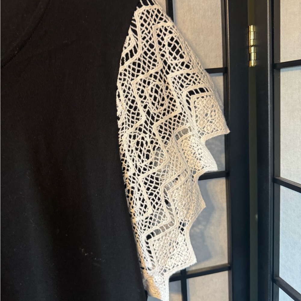 Chico's Black Knit Tee with White Lace Flutter Sleeves. NWOT - Picture 4 of 5